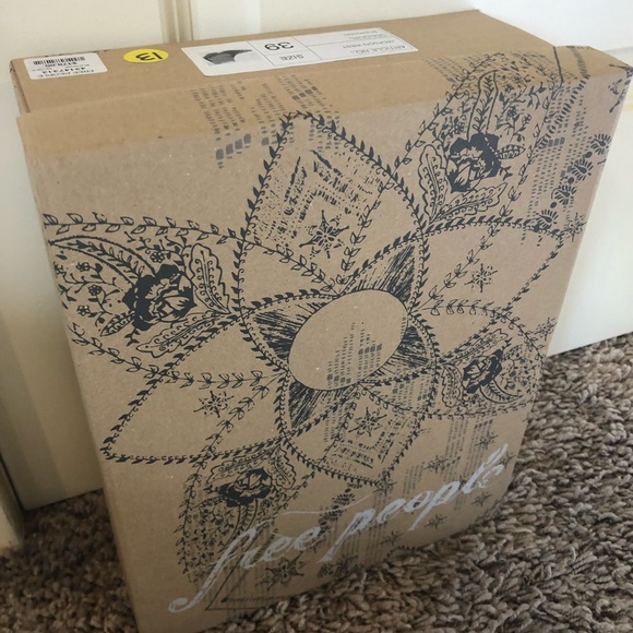 Free People Jackson West Booties! Size 39. - Picture 4 of 6